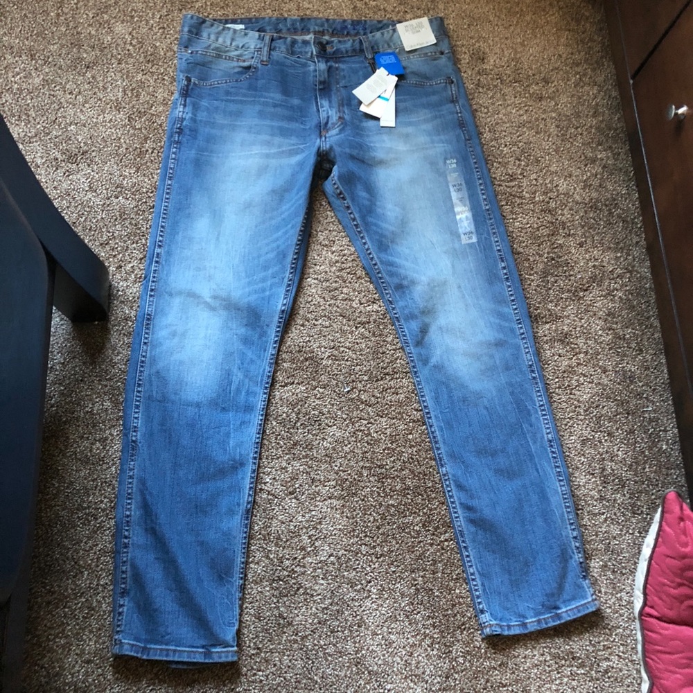 Calvin Klein Slim Sculpted 36/30 new!!